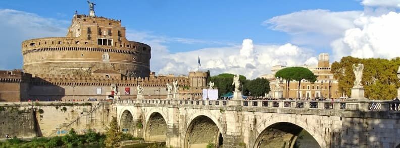 castel sant angelo walking from vatican city to trastevere 1 圣安吉洛城堡从梵蒂冈城步行到特拉斯提维列