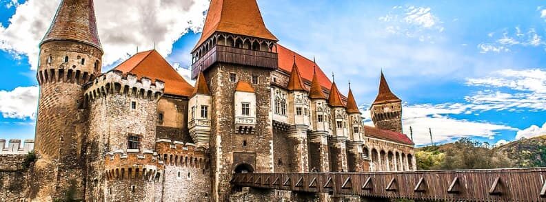 corvin castle hunyadi hunedoara reasons visit romania 科尔文城堡hunyadi hunedoara参观罗马尼亚的原因