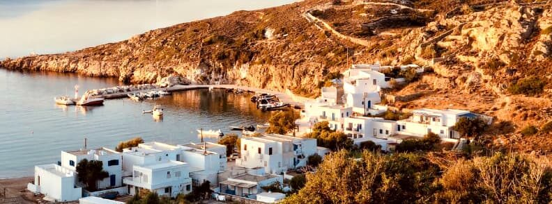 kimolos sailing the cyclades islands guide 基摩罗航行在基克拉迪群岛的指南