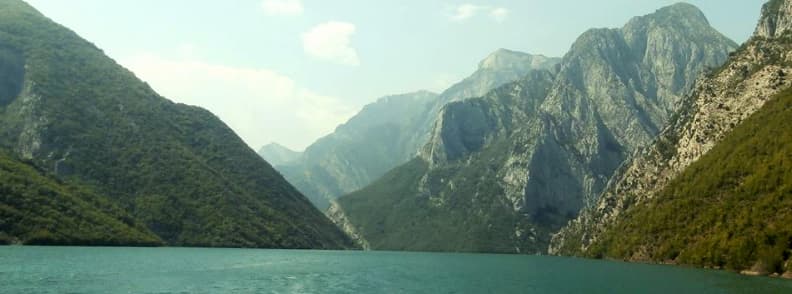 komani lake ferry ride albania 科马尼湖游船阿尔巴尼亚