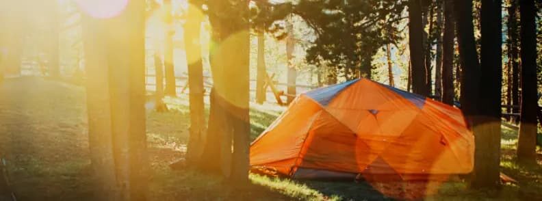 summer travel camping 夏季旅游露营