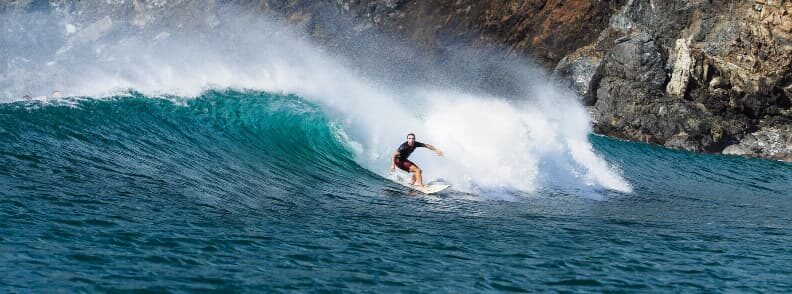 costa rica surfing pacific coast 哥斯达黎加在太平洋海岸冲浪