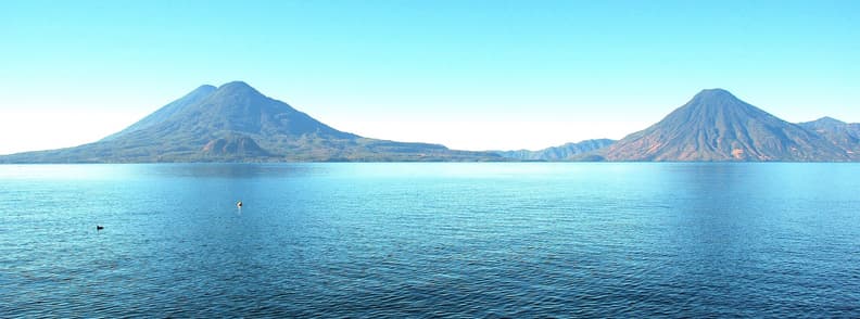 What is so special about Lake Atitlan 阿蒂特兰湖有什么特别之处