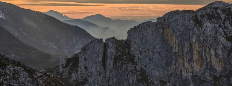 hikes in spain picos de europa park 在西班牙的欧罗巴公园远足