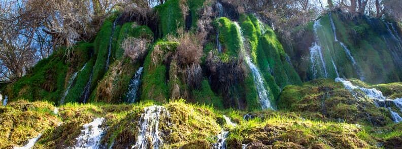 stone monastery hikes in spain monasterio de piedra natural park 石头修道院远足在西班牙修道院德皮德拉自然公园
